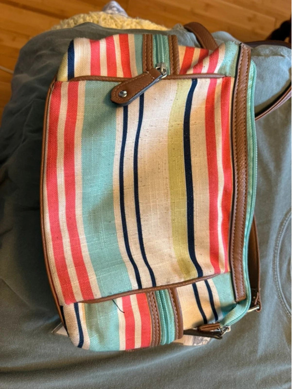 Croft & Barrow purse. Multi color